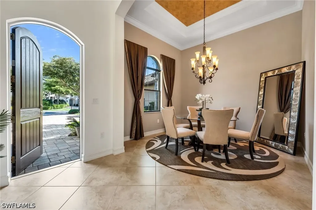 7296 Lantana Circle Naples FL 34119