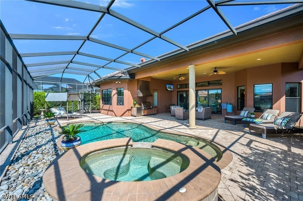 7296 Lantana Circle Naples FL 34119