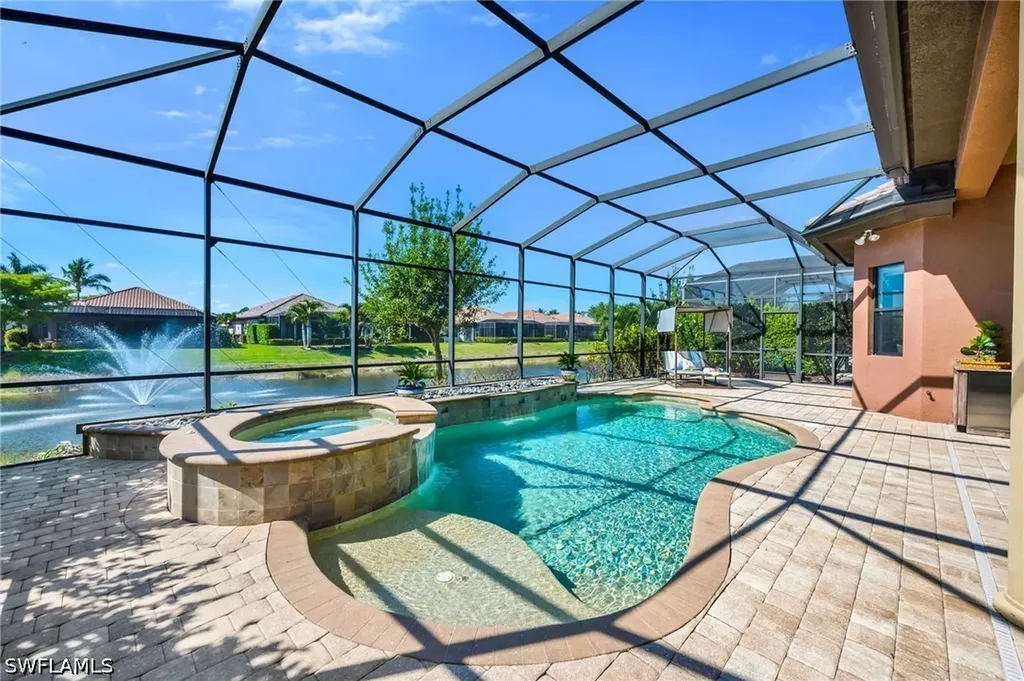 7296 Lantana Circle Naples FL 34119