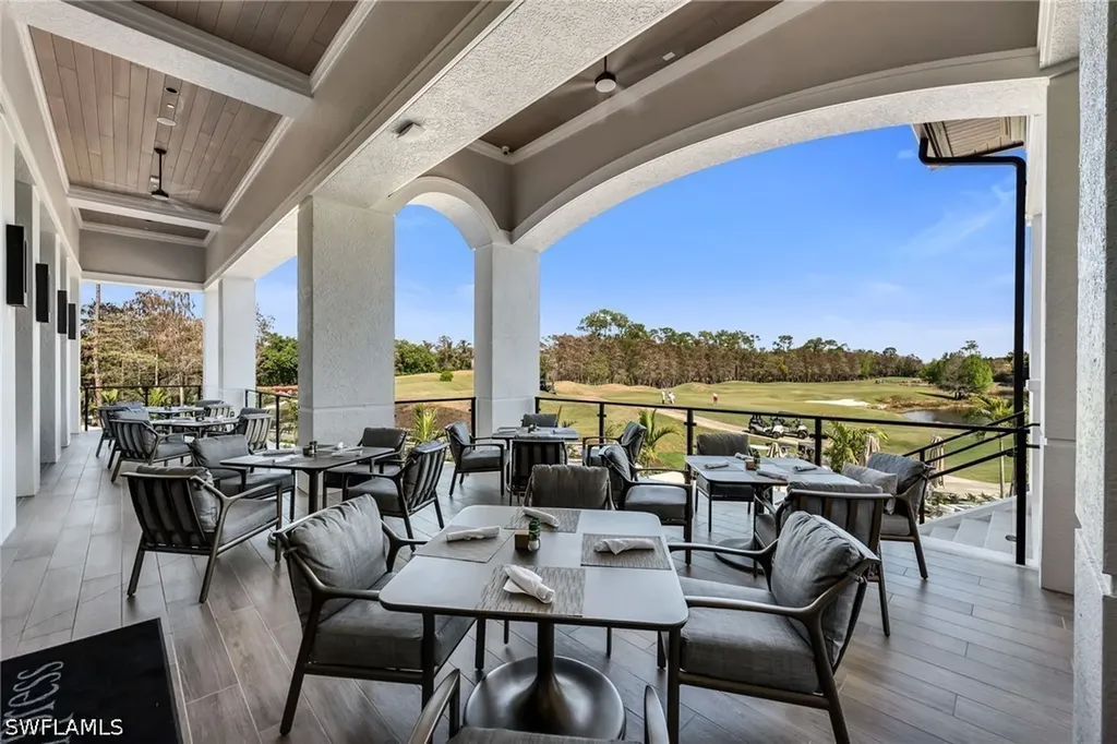 7296 Lantana Circle Naples FL 34119