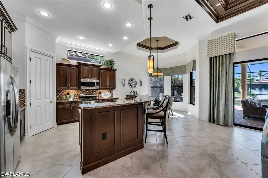 7296 Lantana Circle Naples FL 34119