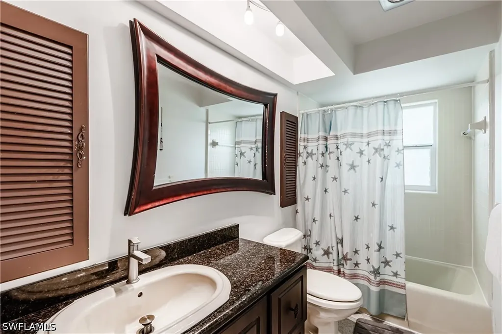 211 W Flamingo Circle Marco Island FL 34145