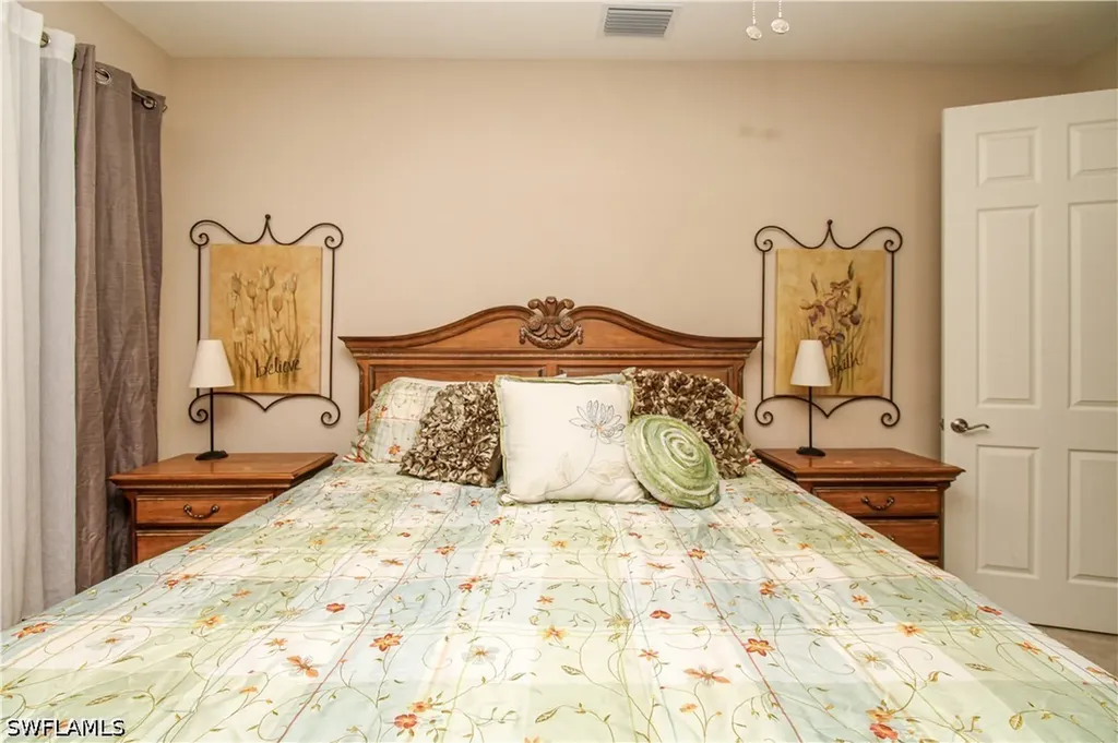 9054 Capistrano Street N Naples FL 34113