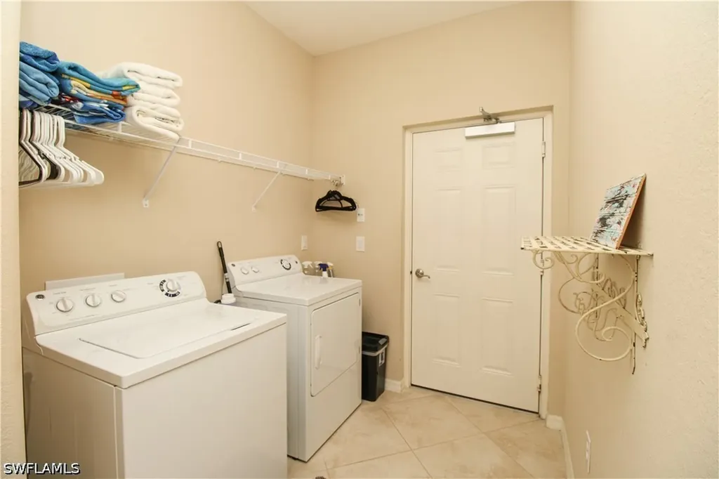 9054 Capistrano Street N Naples FL 34113