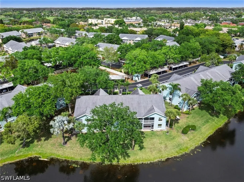153 Wading Bird Circle Naples FL 34110