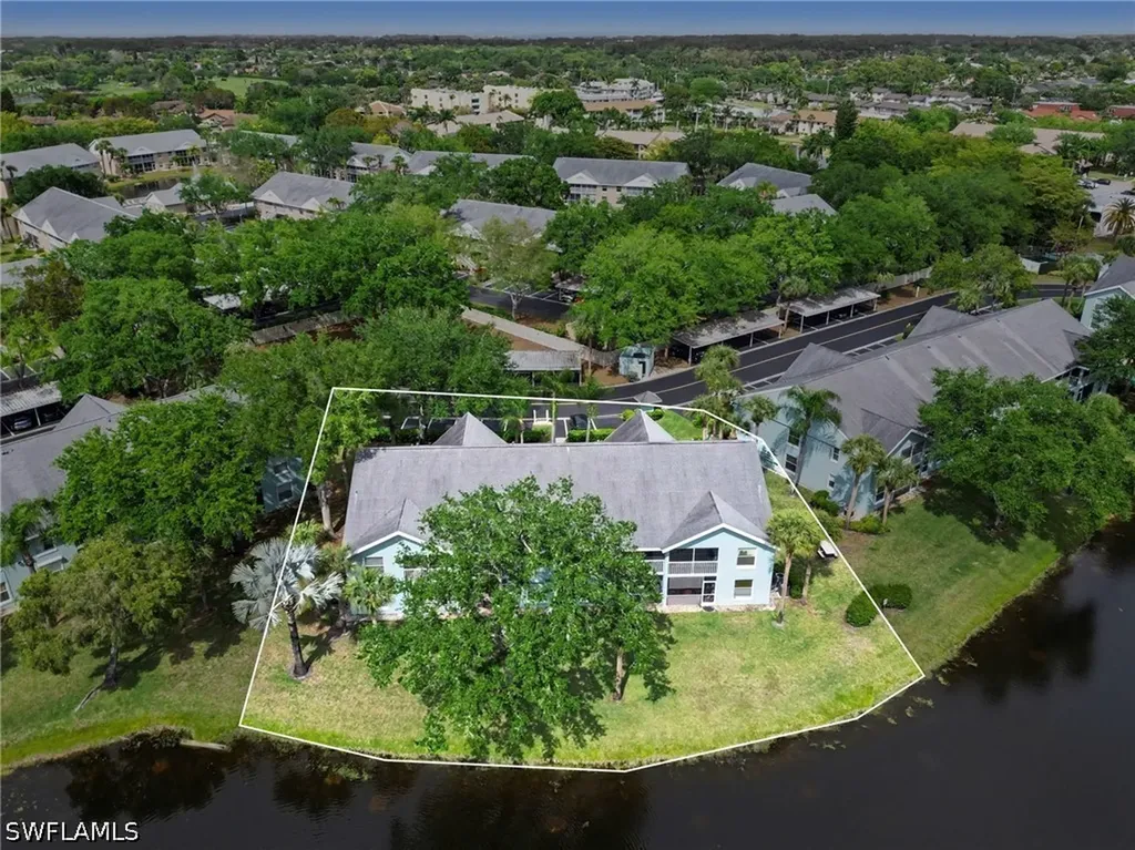 153 Wading Bird Circle Naples FL 34110