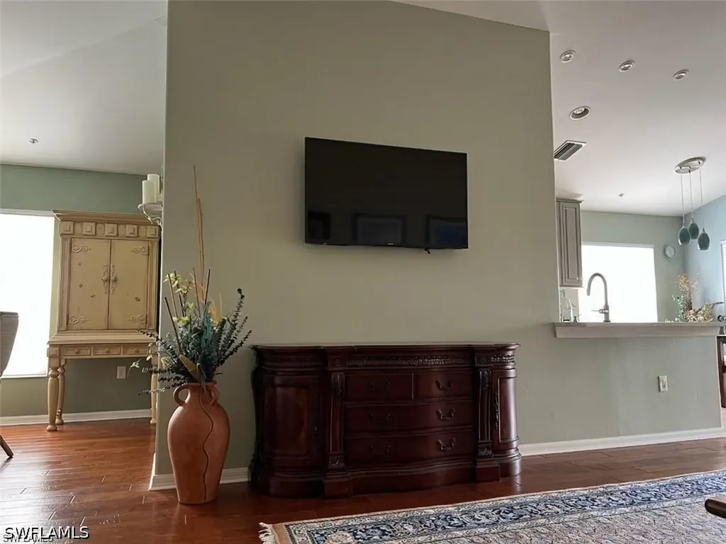 1405 Tiffany Lane Naples FL 34105