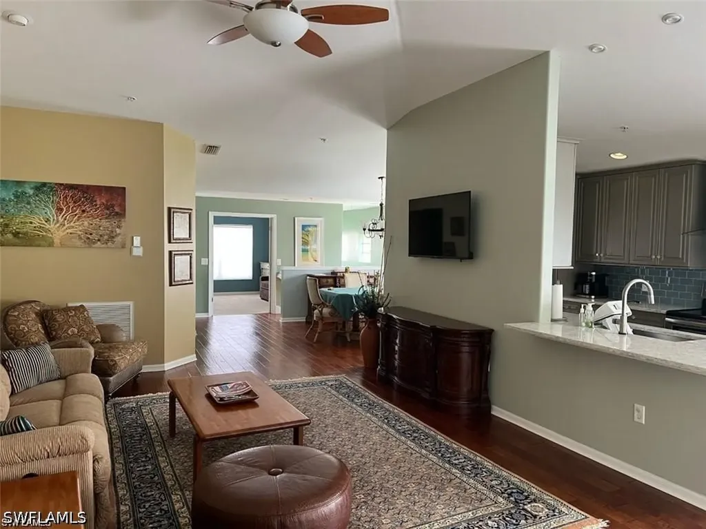 1405 Tiffany Lane Naples FL 34105