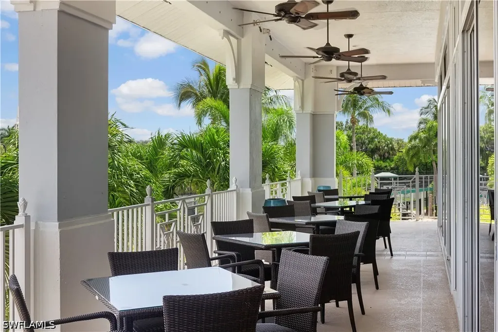 1057 Silverstrand Drive Naples FL 34110
