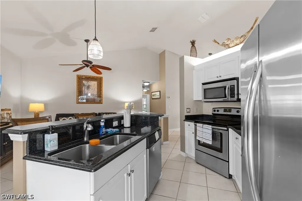 1057 Silverstrand Drive Naples FL 34110