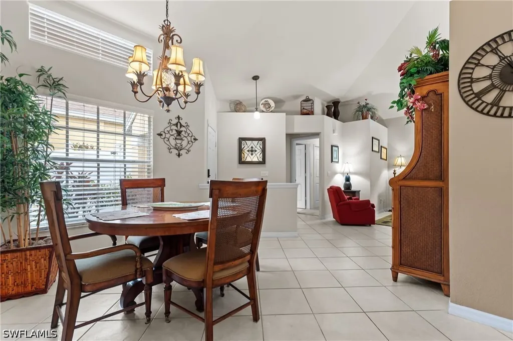 1057 Silverstrand Drive Naples FL 34110