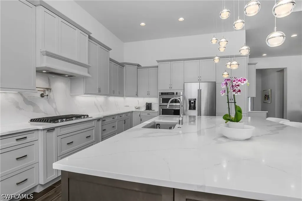 6137 Megans Bay Drive Naples FL 34113