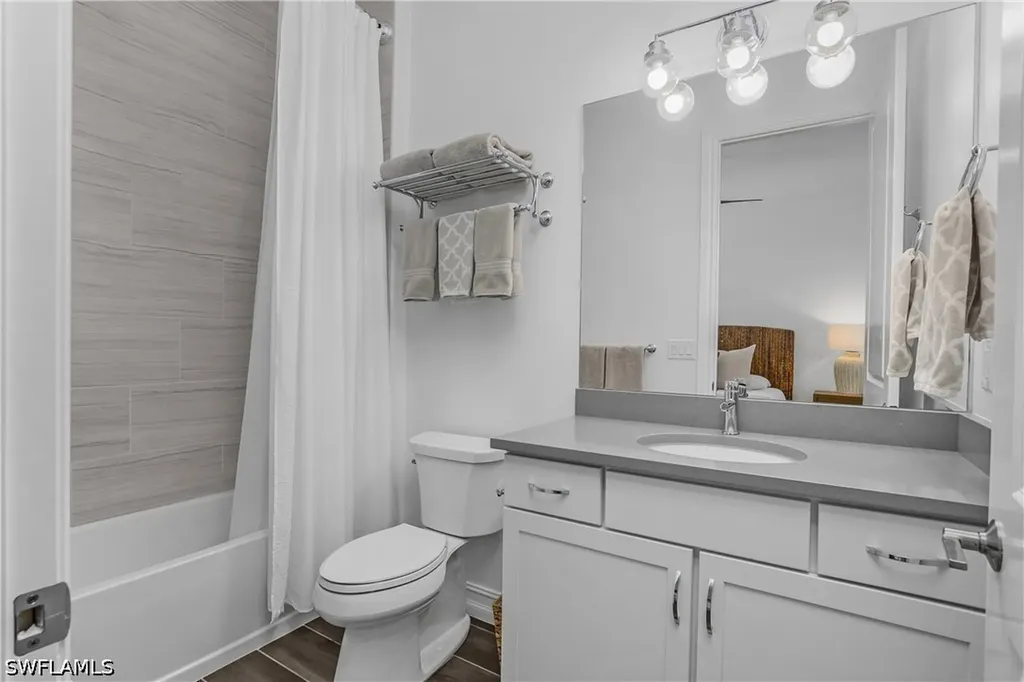6137 Megans Bay Drive Naples FL 34113