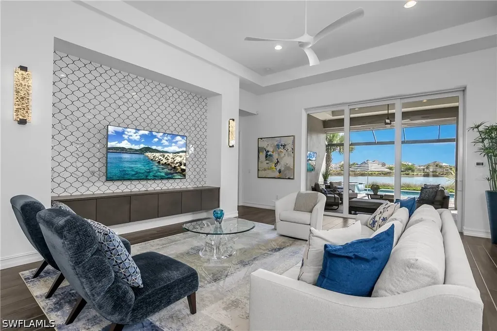 6137 Megans Bay Drive Naples FL 34113