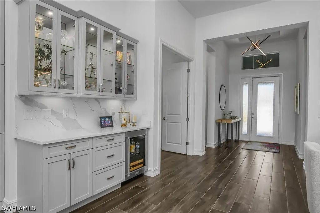 6137 Megans Bay Drive Naples FL 34113