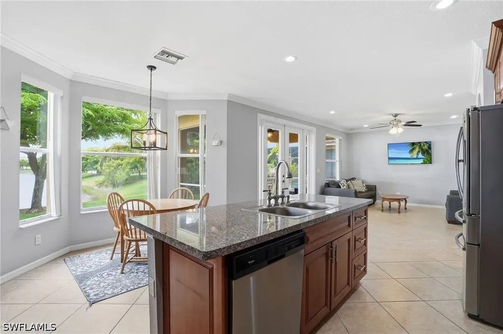 8317 Sumner Avenue Fort Myers FL 33908