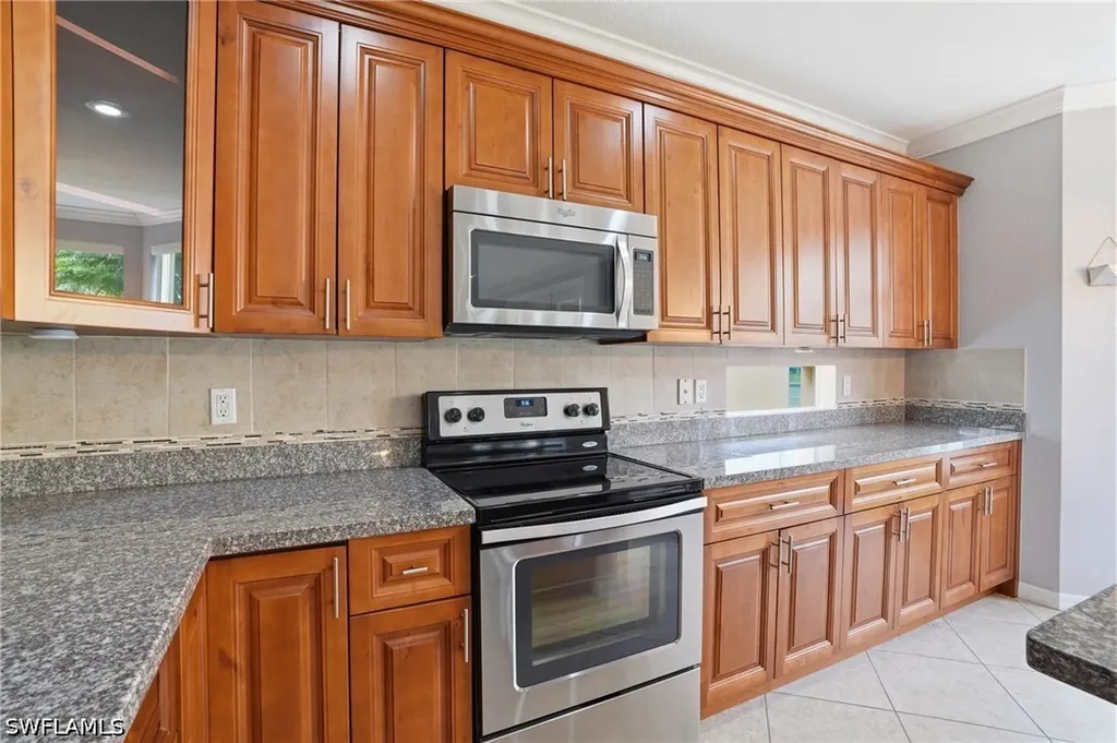 8317 Sumner Avenue Fort Myers FL 33908