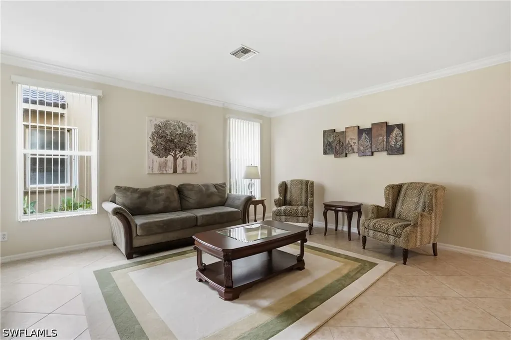 8317 Sumner Avenue Fort Myers FL 33908