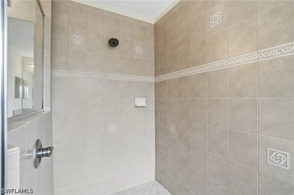 8317 Sumner Avenue Fort Myers FL 33908