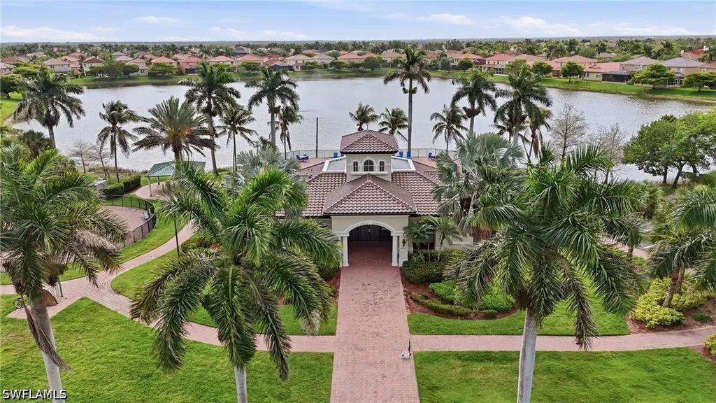 8317 Sumner Avenue Fort Myers FL 33908