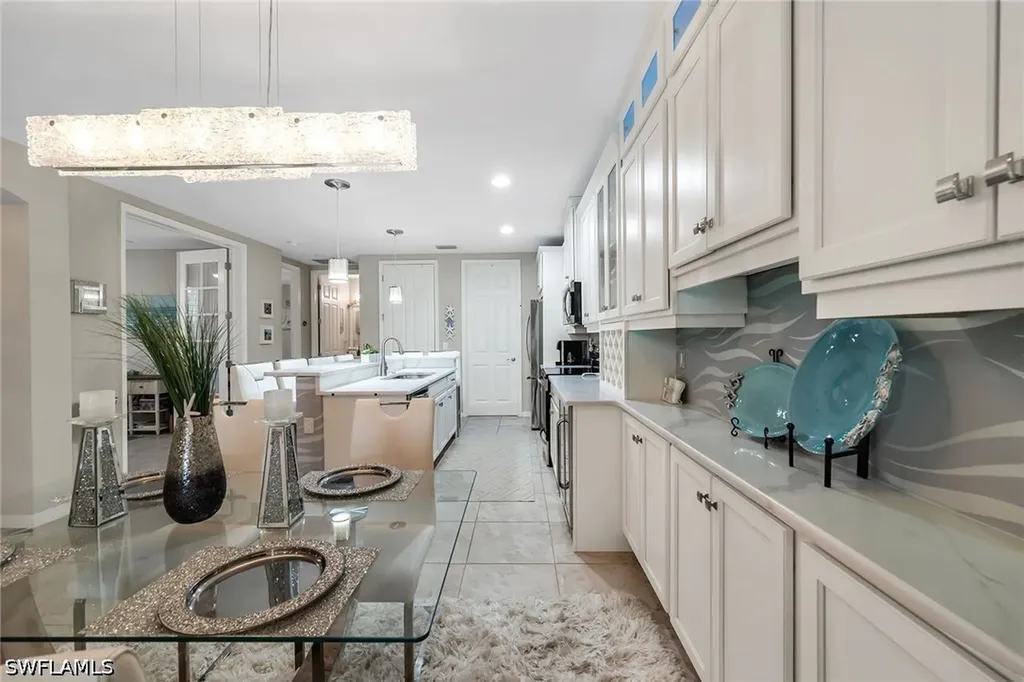 14815 Edgewater Circle Naples FL 34114