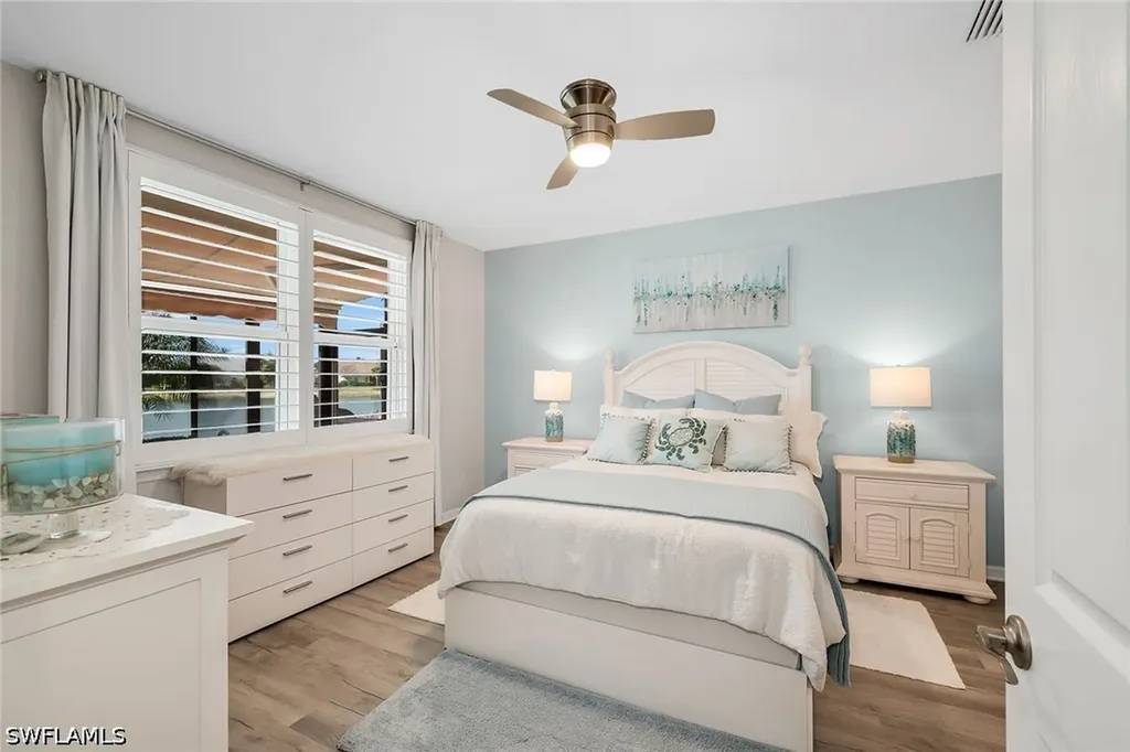 14815 Edgewater Circle Naples FL 34114