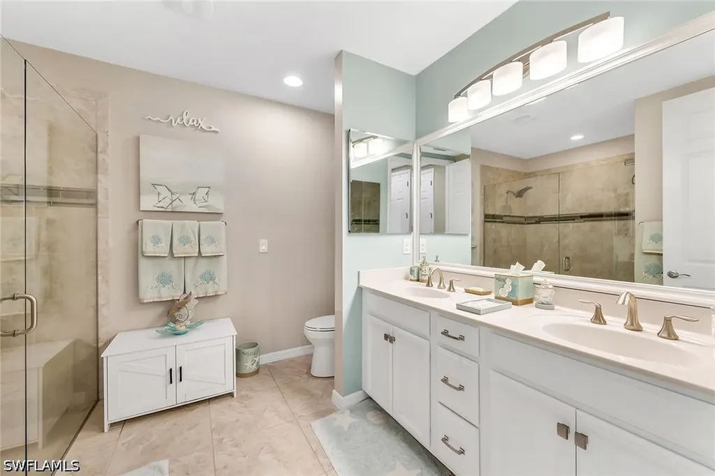 14815 Edgewater Circle Naples FL 34114