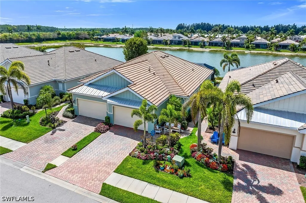 14815 Edgewater Circle Naples FL 34114
