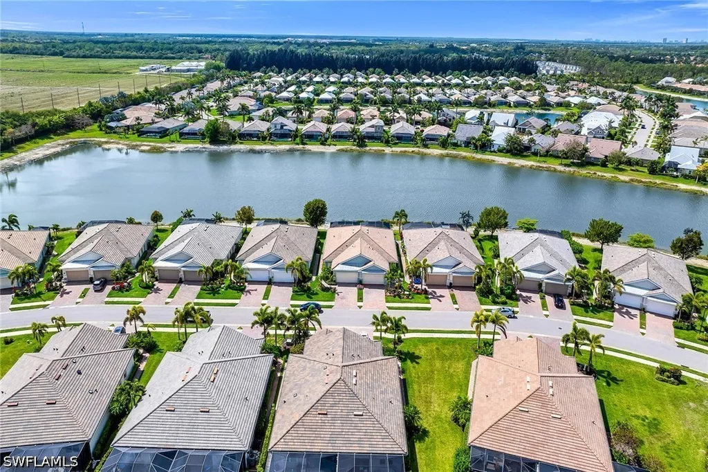 14815 Edgewater Circle Naples FL 34114