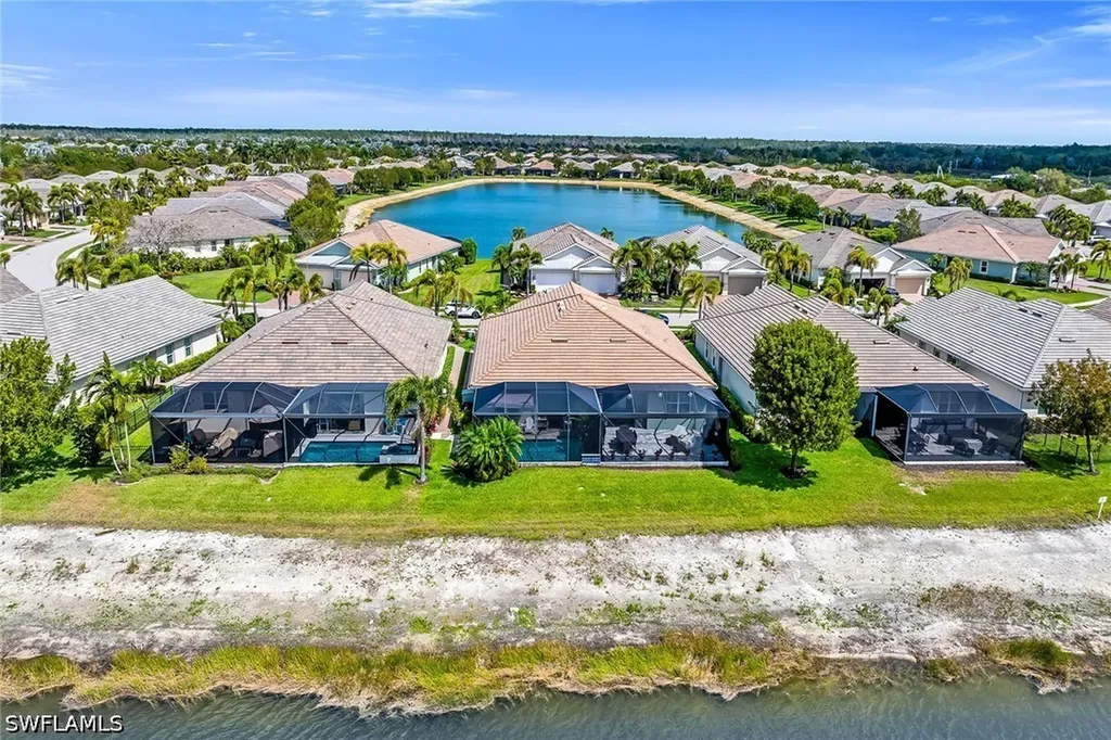 14815 Edgewater Circle Naples FL 34114
