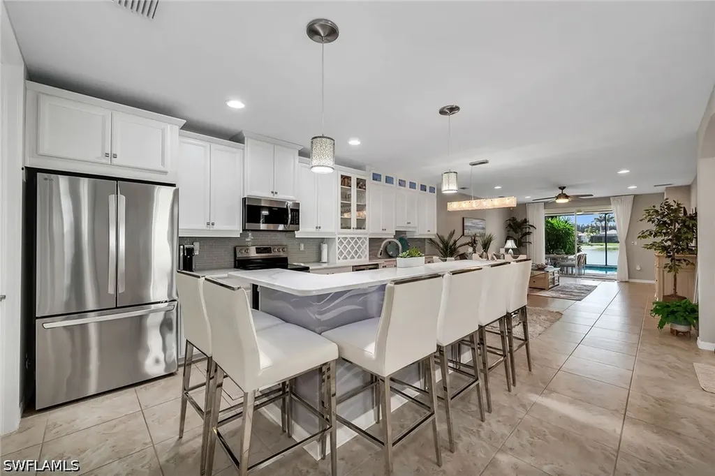 14815 Edgewater Circle Naples FL 34114