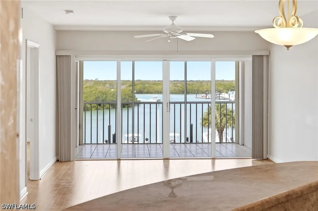 13105 Vanderbilt Drive Naples FL 34110