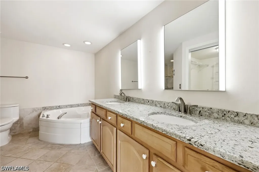 13105 Vanderbilt Drive Naples FL 34110