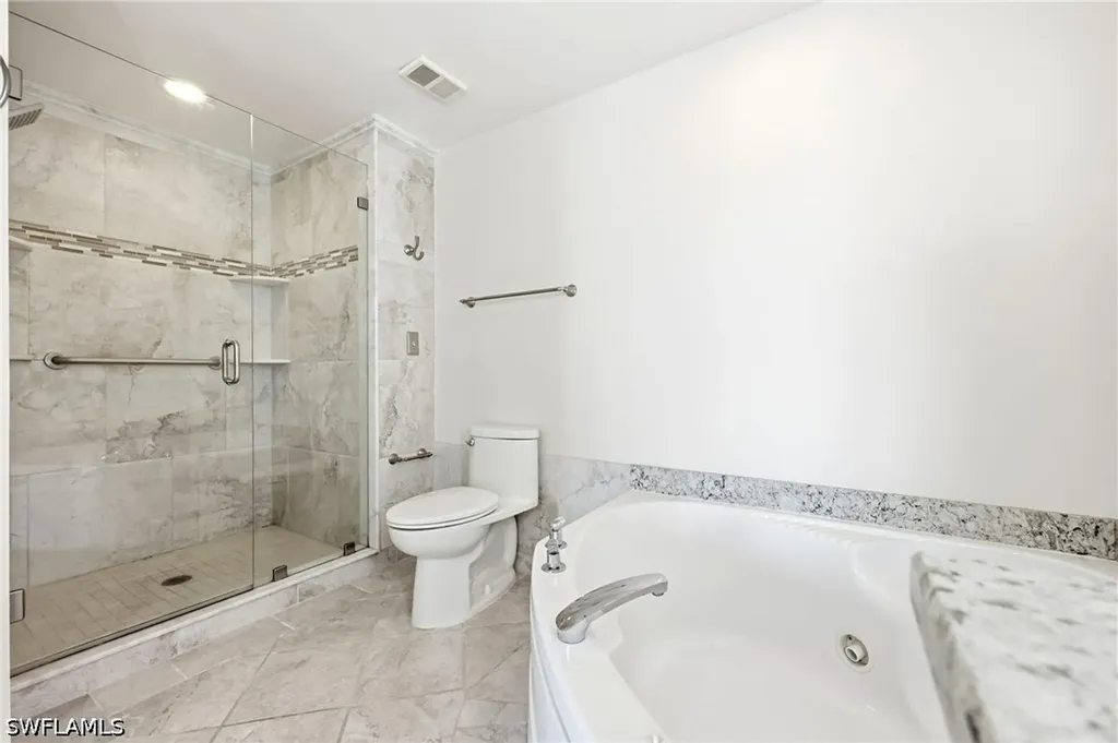 13105 Vanderbilt Drive Naples FL 34110