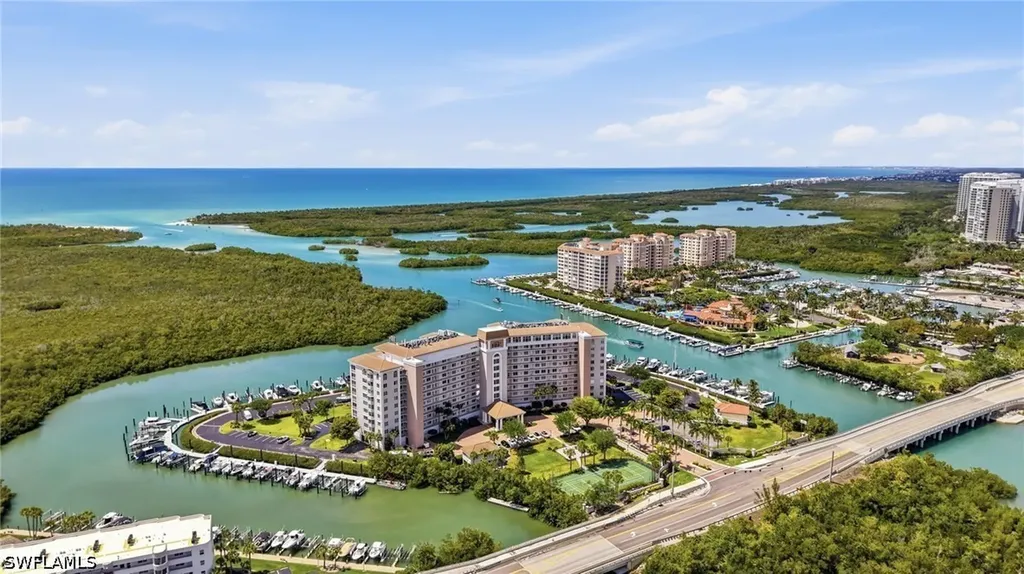 13105 Vanderbilt Drive Naples FL 34110