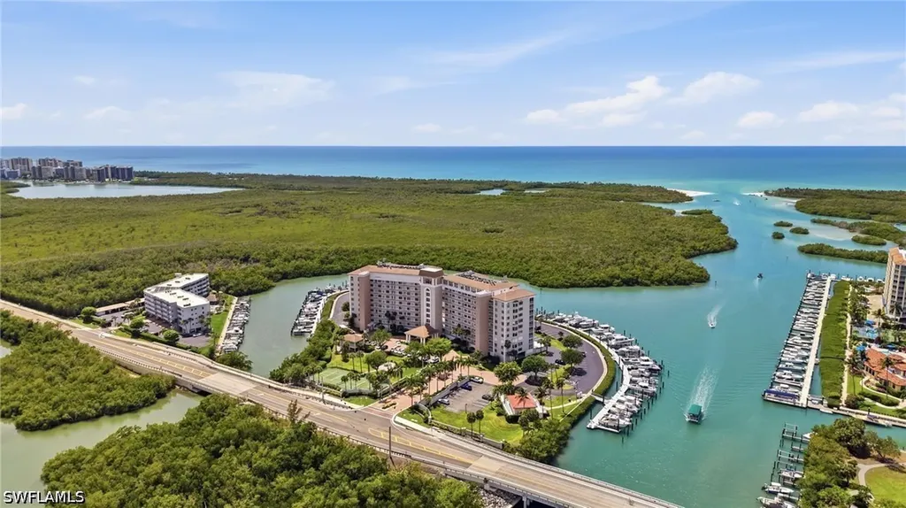13105 Vanderbilt Drive Naples FL 34110