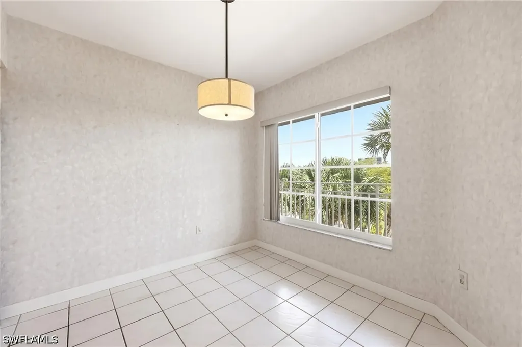 13105 Vanderbilt Drive Naples FL 34110