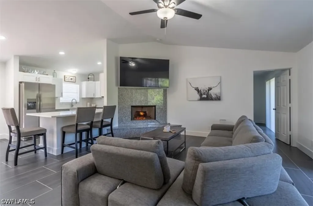 1740 16th Street NE Naples FL 34120
