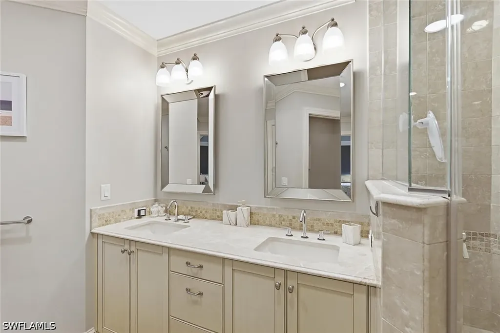 9123 Strada Place Naples FL 34108