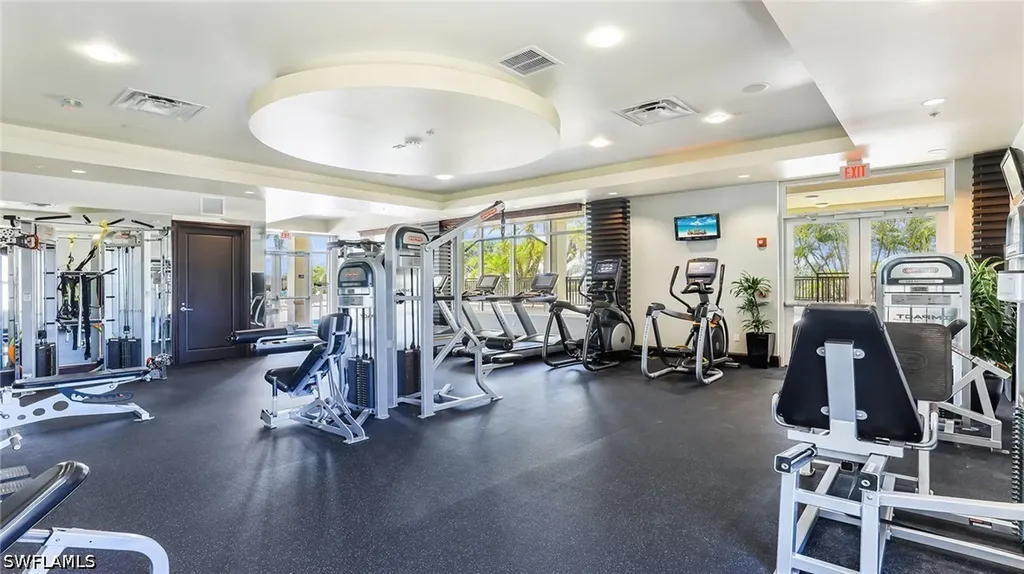 9123 Strada Place Naples FL 34108