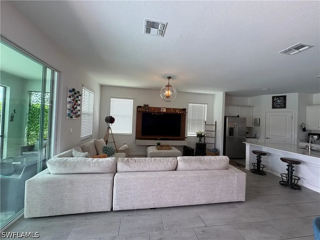 2458 Orchard Street Naples FL 34120