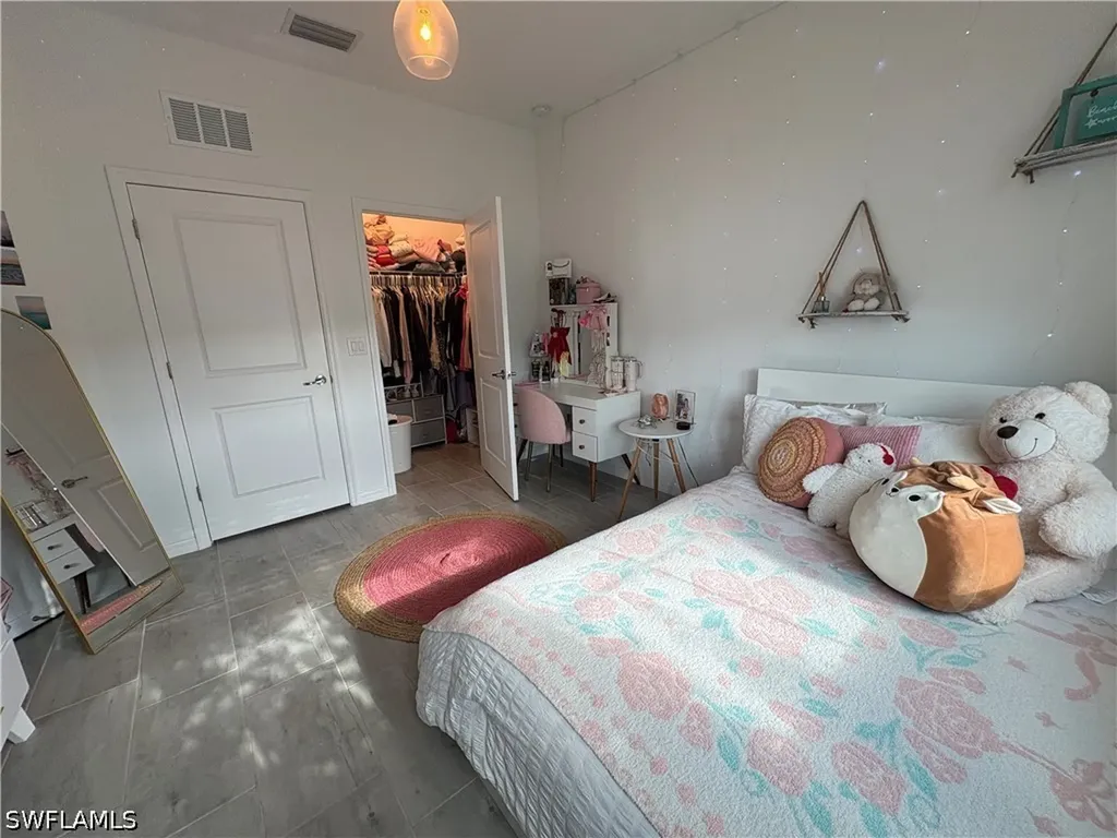 2458 Orchard Street Naples FL 34120