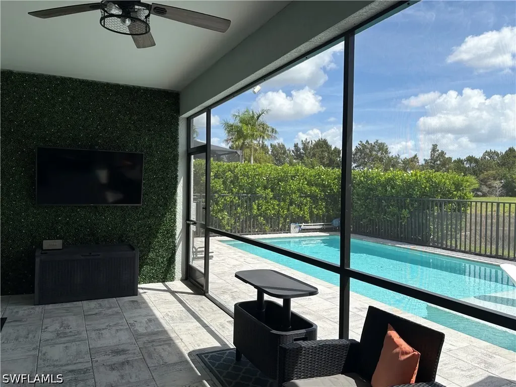 2458 Orchard Street Naples FL 34120