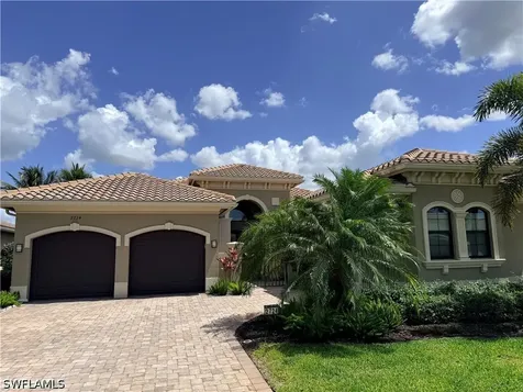 2724 Crystal Way Naples FL 34119