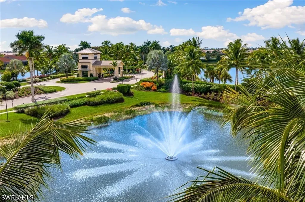 15214 Tolmino Street Naples FL 34114