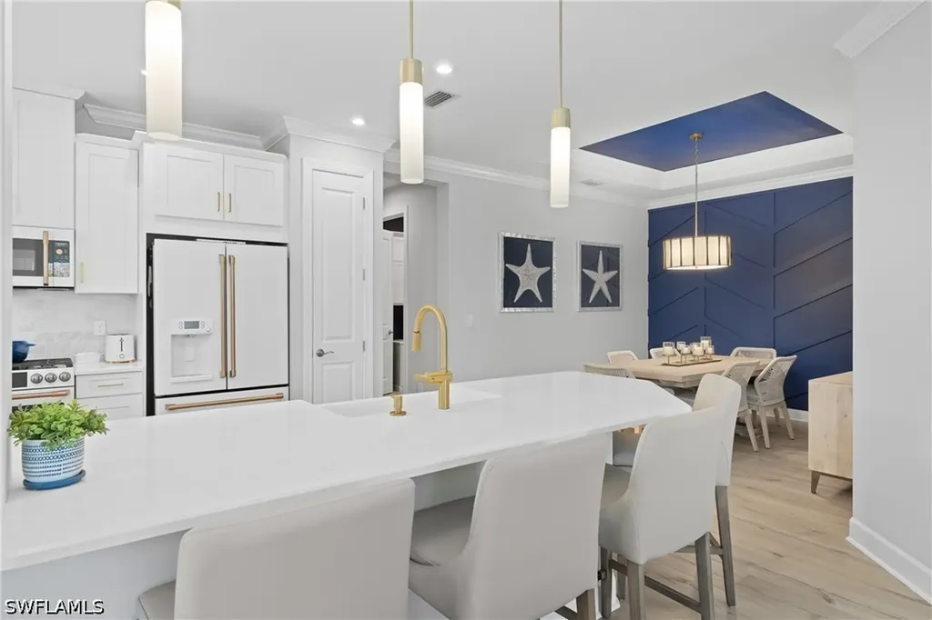 15214 Tolmino Street Naples FL 34114