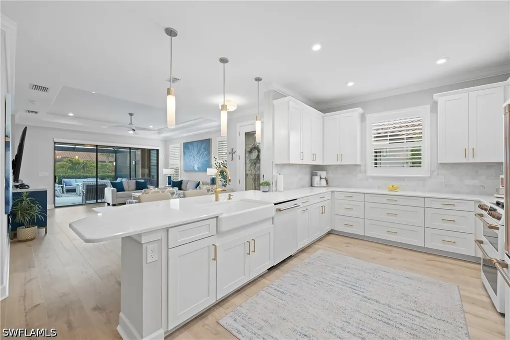 15214 Tolmino Street Naples FL 34114