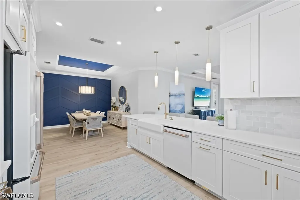 15214 Tolmino Street Naples FL 34114