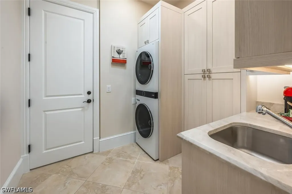2343 Traditions Court Naples FL 34105