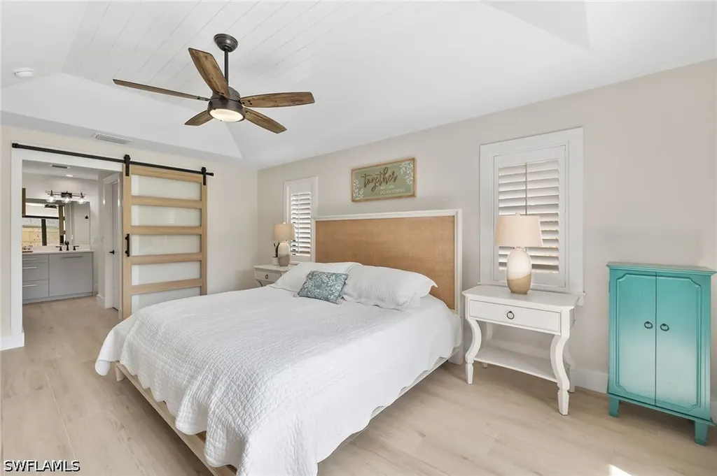10274 Boca Circle Naples FL 34109